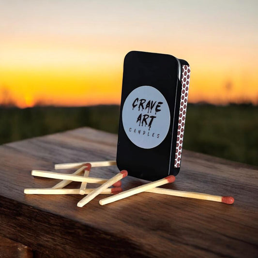 Lucifers in metalen doosje