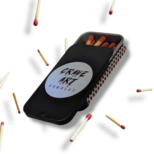 Lucifers in metalen doosje